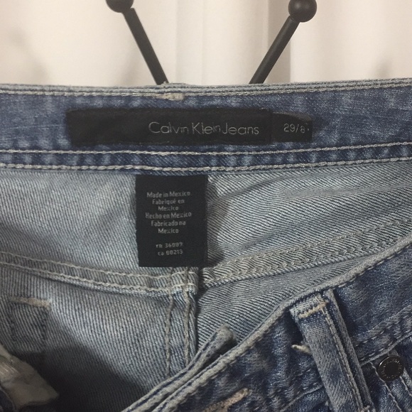 Calvin Klein Jeans Woman’s Light Wash Capris 29/8 - Picture 6 of 8